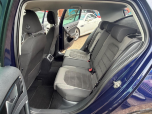 2017 Volkswagen Golf 2.0 Tdi Bluemotion Tech Gt Euro 6 (s/s) 5dr in Blue — image 5