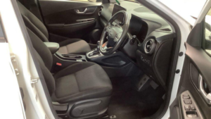 2022 Hyundai Kona 1.6 H-Gdi Premium Dct Euro 6 (s/s) 5dr in White — image 4