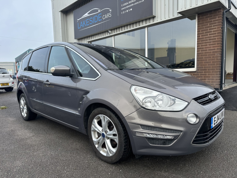 2014 Ford S-Max 2.0 Tdci Titanium in Brown — image 1