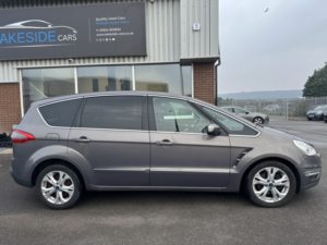 2014 Ford S-Max 2.0 Tdci Titanium in Brown — image 2