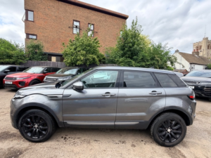 2016 Land Rover Range Rover Evoque Ed4 Se in Grey — image 3