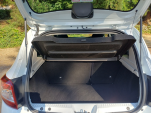 2016 Dacia Sandero Stepway 1.5 Stepway Laureate Dci 90 in White — image 6
