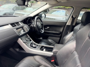 2016 Land Rover Range Rover Evoque Td4 Se Tech in White — image 2