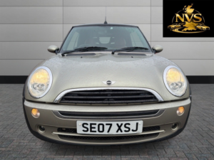 2007 MINI Convertible 1.6 One Sidewalk in Silver — image 2