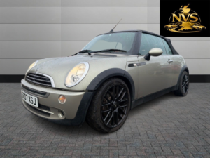 2007 MINI Convertible 1.6 One Sidewalk in Silver — image 3