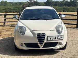 2014 Alfa Romeo Mito 0.9 Mito 875cc Tb Twinair 105 Bhp Sportiva in White — image 2