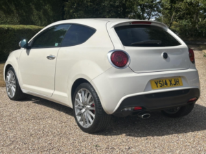 2014 Alfa Romeo Mito 0.9 Mito 875cc Tb Twinair 105 Bhp Sportiva in White — image 6