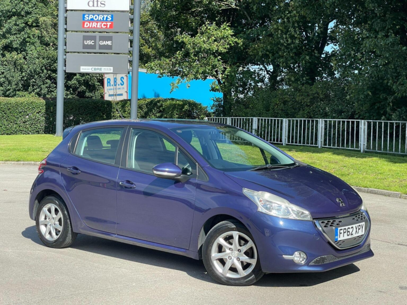 2012 Peugeot 208 1.4 E-Hdi Active Egc Euro 5 (s/s) 5dr in Blue — image 1