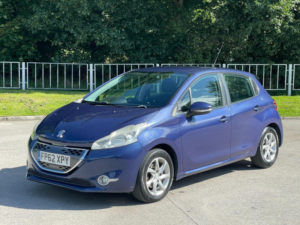 2012 Peugeot 208 1.4 E-Hdi Active Egc Euro 5 (s/s) 5dr in Blue — image 3