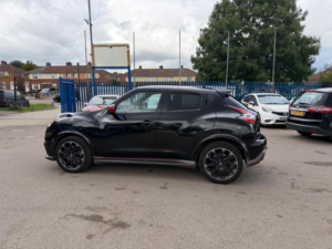 2015 Nissan Juke 1.6 Dig-T Nismo Rs Xtron 4WD Euro 5 5dr in Black — image 4
