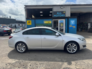 2017 Vauxhall Insignia 1.4i Turbo Sri Nav Euro 6 (s/s) 5dr in Silver — image 6
