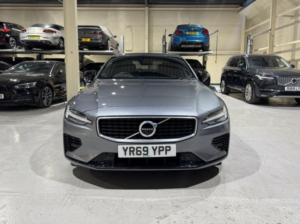 2019 Volvo S60 2.0h T8 Twin Engine 11.6kwh R-Design Plus Auto AWD Euro 6 (s/s) 4dr in Grey — image 4