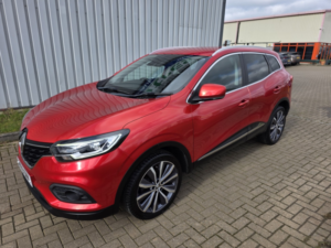 2019 Renault Kadjar 1.3 Iconic Tce 140 My19 in Red — image 5