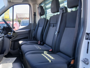 2021 Ford Transit 2.0 350 Ecoblue Hd Leader Chassis Cab 2dr Diesel Manual Rwd L4 Euro 6 (s/s) (drw) (130 Ps) in White — image 4
