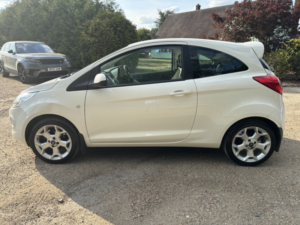 2016 Ford Ka 1.2 Zetec White Edition in White — image 6