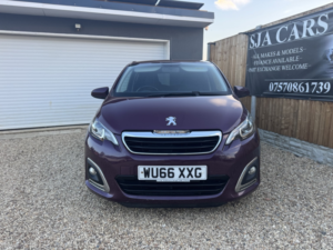 2016 Peugeot 108 1.2 Puretech Allure in Purple — image 2