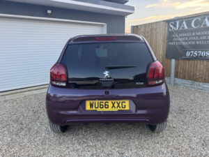 2016 Peugeot 108 1.2 Puretech Allure in Purple — image 5