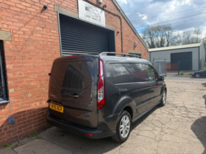 2021 Ford Transit Connect 1.5 240 Ecoblue Limited L2 Euro 6 (s/s) 5dr in Grey — image 6
