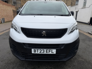 2023 Peugeot Expert 1.5 Bluehdi 1000 Professional Premium + in White — image 4