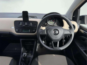 2016 Skoda Citigo 1.0 Mpi Black Edition Euro 6 5dr in Black — image 4