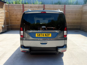 2024 Ford Grand Tourneo Connect 5 SEAT Petrol Auto Wheelchair Accessible Disabled Access Vehicle Wav in Grey — image 4