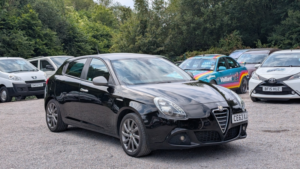 2014 Alfa Romeo Giulietta 1.6 Giulietta 1.6 Jtdm 105 Colezione Se in Black — image 2