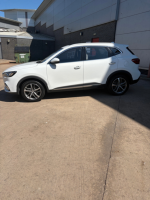 2022 MG MG Hs 1.5 T-Gdi Exclusive SUV 5dr Petrol Manual Euro 6 (s/s) (162 Ps) in White — image 2
