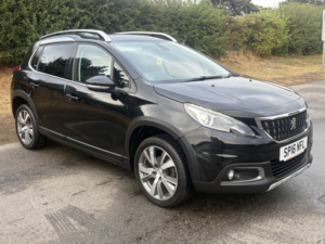 2016 Peugeot 2008 1.6 Bluehdi Allure in Black — image 4