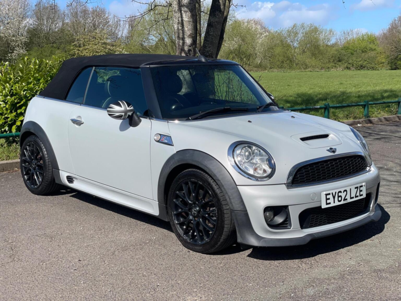 2012 MINI Convertible 1.6 Cooper S Euro 5 (s/s) 2dr in Silver — image 1