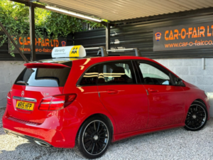 2015 Mercedes-Benz B Class 2.1 B220 Cdi Amg Line in Red — image 5