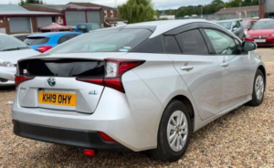 2026 Toyota Prius 1.8 Vvt-I Hybrid S CVT in Black — image 5
