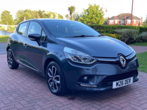 2019 Renault Clio 1.5 Dci Play Euro 6 (s/s) 5dr in Grey — image 2