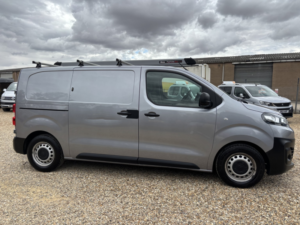 2022 Citroen Dispatch 1.5 Dispatch Enterprise Pro M Bluehdi 100 S&s 6-Speed Manual 1000 in Grey — image 2