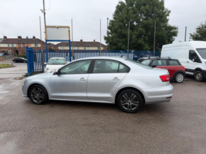2016 Volkswagen Jetta 2.0 Tdi Bluemotion Tech Se DSG Euro 6 (s/s) 4dr in Silver — image 4