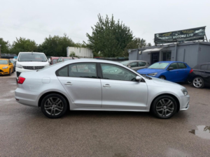 2016 Volkswagen Jetta 2.0 Tdi Bluemotion Tech Se DSG Euro 6 (s/s) 4dr in Silver — image 6