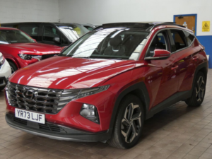 2023 Hyundai Tucson 1.6 T-Gdi 13.8kwh Ultimate SUV 5dr Petrol Plug-In Hybrid Auto 4WD Euro 6 (s/s) (265 Ps) in Red — image 3