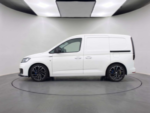 2022 Volkswagen Caddy 2.0 Caddy C20 Commerce Tdi in White — image 4