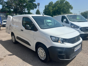 2023 Peugeot Partner 1.5 Bluehdi 1000 Professional Premium + Standard Panel Van Swb Euro 6 (s/s) 5dr in White — image 2