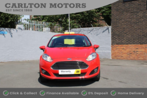 2015 Ford Fiesta 1.25 Zetec Euro 6 3dr in Red — image 3