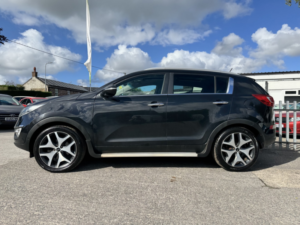 2013 Kia Sportage 2.0 Crdi Kx-4 in Black — image 2