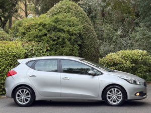 2014 Kia Ceed 1.4 Crdi Vr7 in Silver — image 2