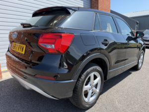 2017 Audi Q2 1.4 Tfsi Cod Se in Black — image 4