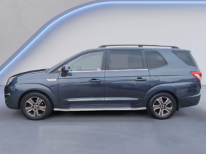2015 Ssangyong Turismo 2.0 E-Xdi Ex MPV 5dr Diesel T-Tronic 4WD Selectable Euro 5 (155 Ps) in Grey — image 4