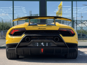 2019 Lamborghini Huracan 5.2 V10 Lp 640-4 Performante in Yellow — image 6