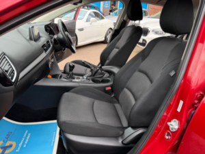 2015 Mazda Mazda3 2.0 Skyactiv-G Sport Nav Fastback Euro 5 (s/s) 4dr in Red — image 4