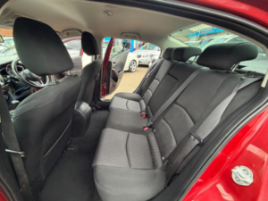 2015 Mazda Mazda3 2.0 Skyactiv-G Sport Nav Fastback Euro 5 (s/s) 4dr in Red — image 5