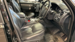 2015 Land Rover Discovery 4 3.0 Sd V6 Hse Auto 4WD Euro 6 (s/s) 5dr in Black — image 2