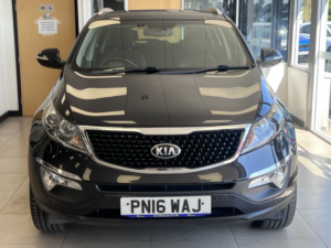 2016 Kia Sportage 1.7 Crdi Ecodynamics 3 in Black — image 3