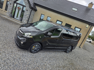 2017 Vauxhall Vivaro 1.6 Cdti 2700 Biturbo Sportive Panel Van 5dr Diesel Manual L1 H1 Euro 6 (s/s) (125 Ps) in Black — image 2