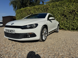 2009 Volkswagen Scirocco 2.0 Tsi Gt in White — image 4